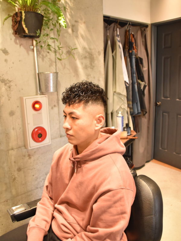 クロップパーマでくりくりと 大阪市 北区 天満 扇町のメンズ美容室barber Ink
