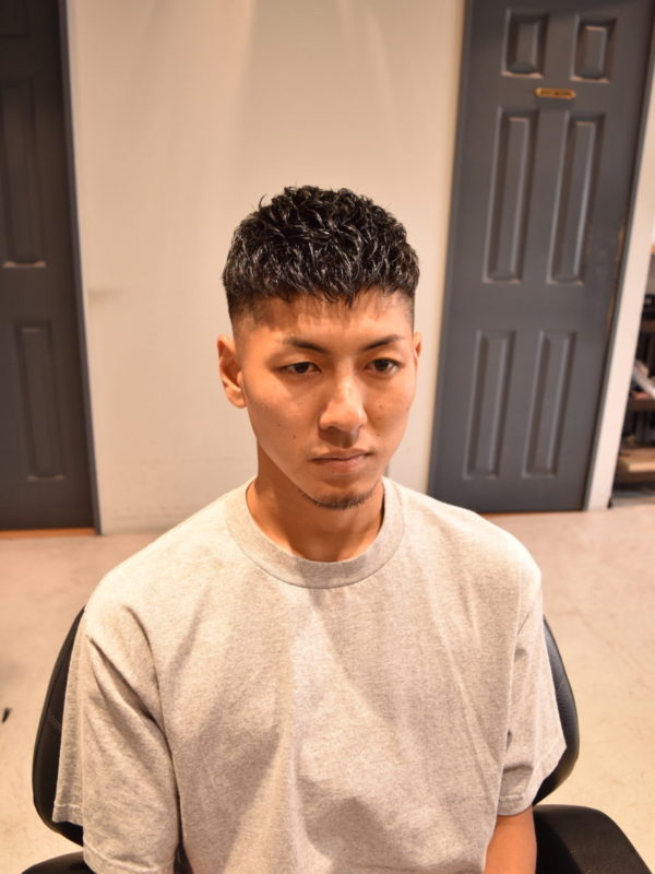 クロップスタイル 短めパーマで夏らしく 大阪市 北区 天満 扇町のメンズ美容室barber Ink